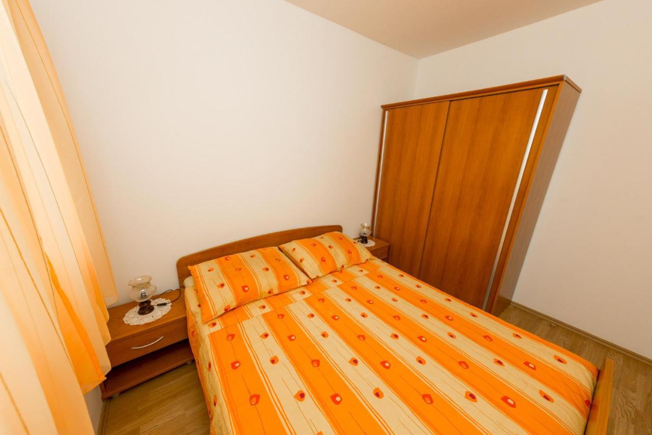 Ferienwohnung Mare&Karlo Drvenik Mali Exterior foto